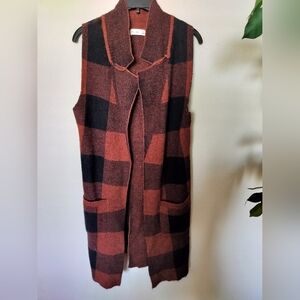Active USA Brown and Black Knit Vest